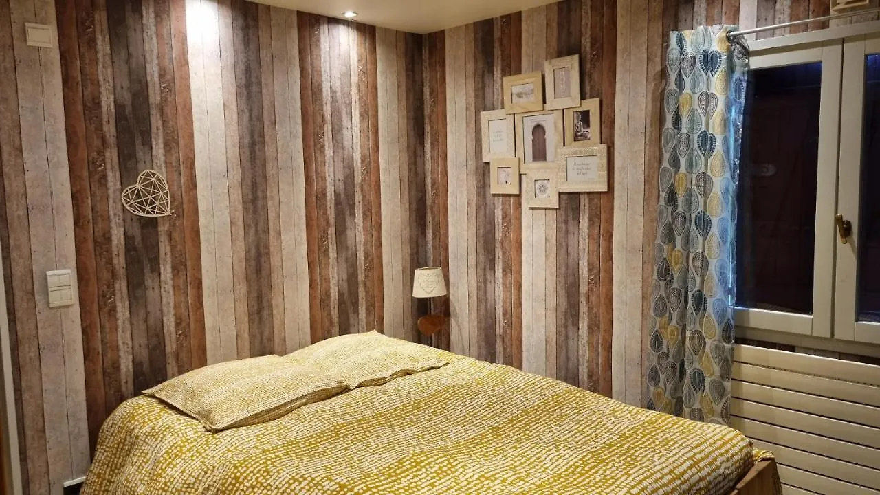 Comme A La Maison, Chambres Au Calme Verrens-Arvey B&B