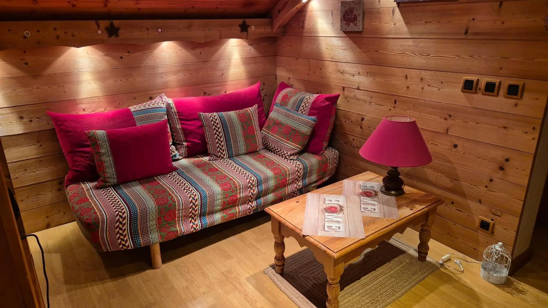 Comme A La Maison, Chambres Au Calme Verrens-Arvey 0*,
